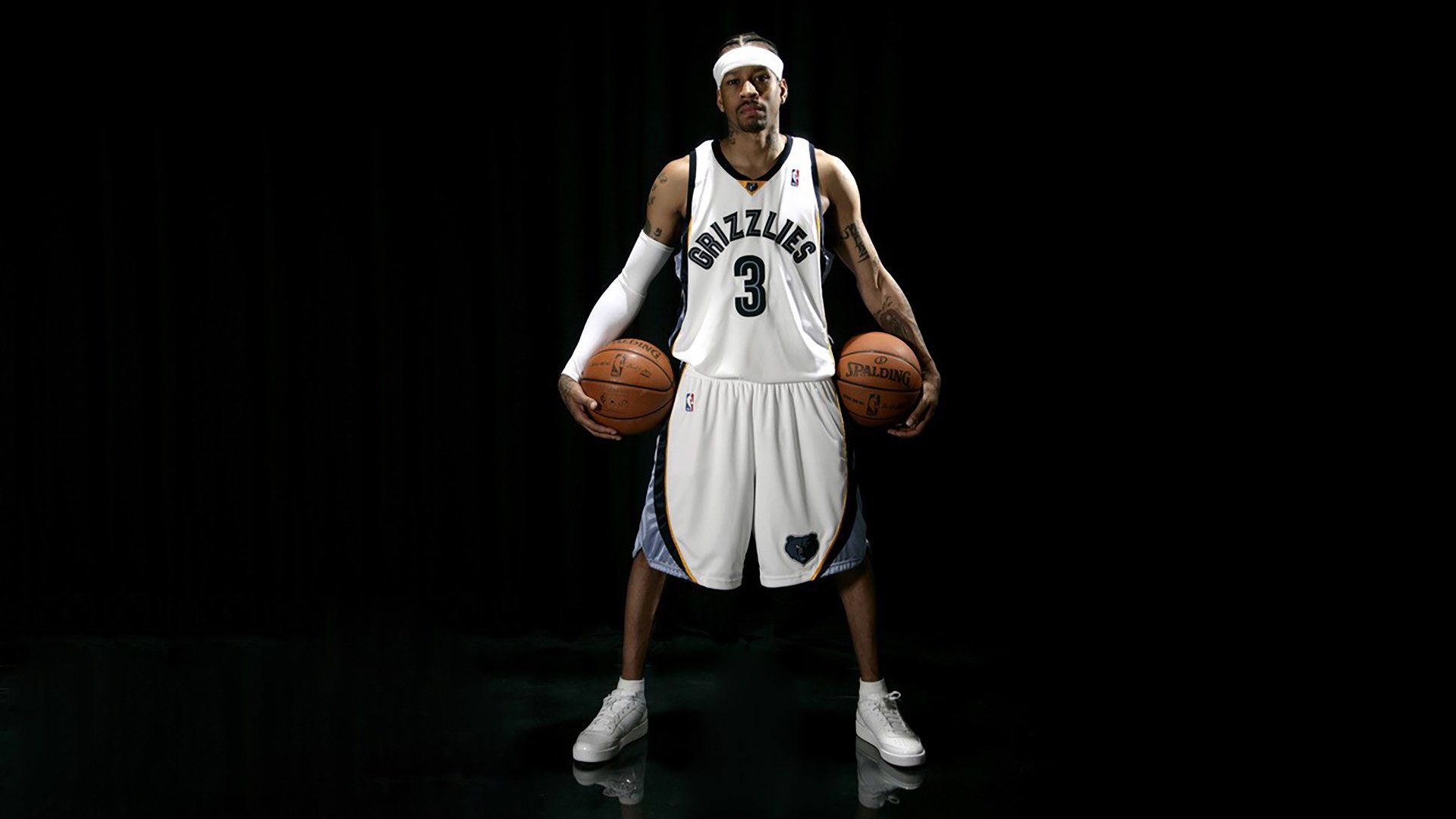 中国男篮多样化战术运用成效显著,中国男篮面临一个可怕的对手